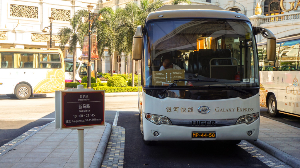Macau - Bus to San Man Lo
