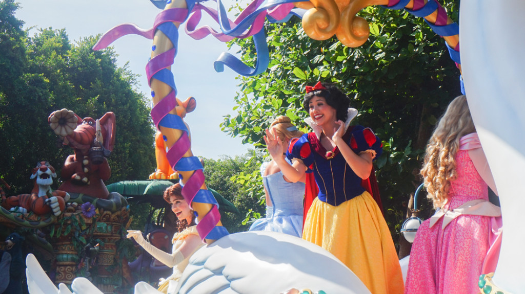 Parade Snow White